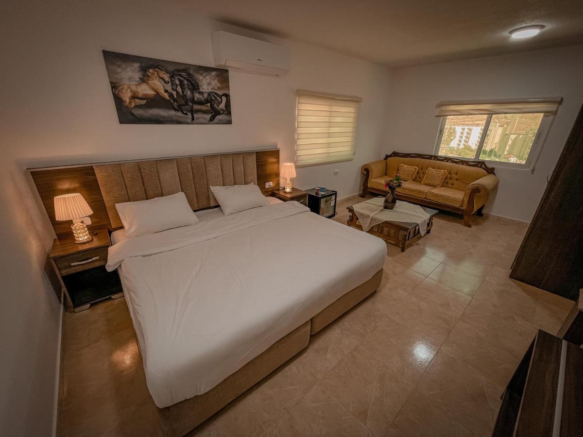 Petra Jewel Luxury Hotel Вади Муса Экстерьер фото