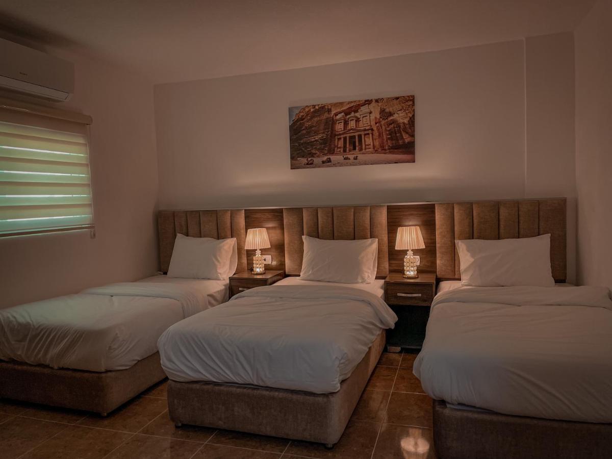 Petra Jewel Luxury Hotel Вади Муса Экстерьер фото