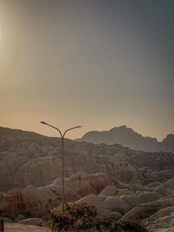 Petra Jewel Luxury Hotel Вади Муса Экстерьер фото